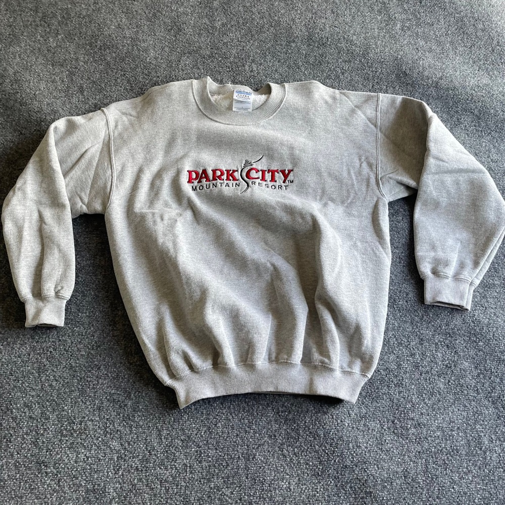 Gildan Park City Mountain Resort Sweatshirt Mens Large Gray Crewneck Embroidered